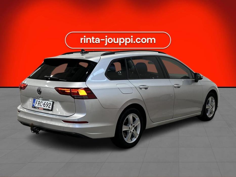 VOLKSWAGEN Golf 2021