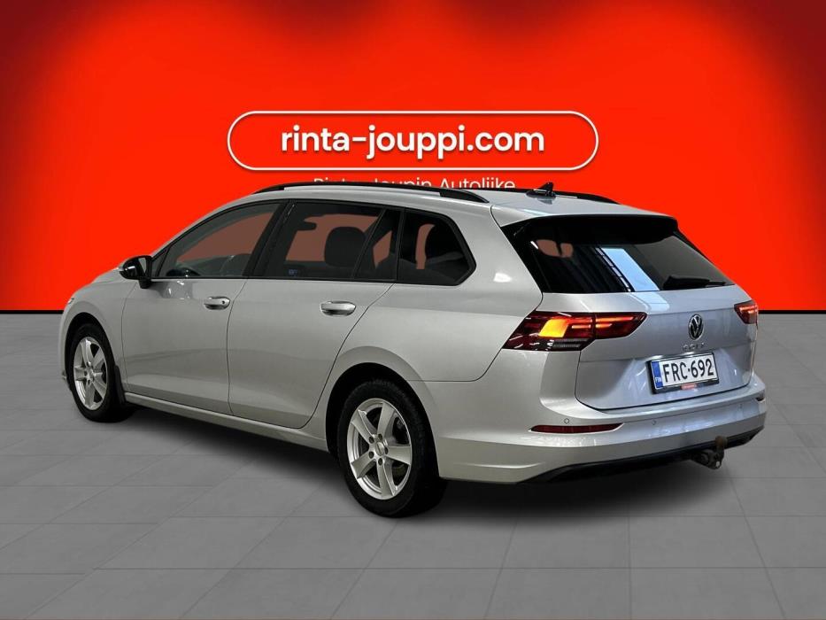 VOLKSWAGEN Golf 2021