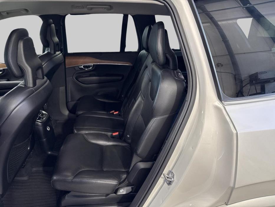 VOLVO XC90 2020