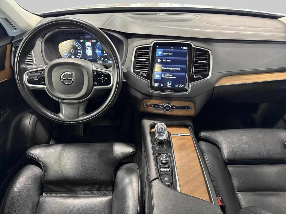 VOLVO XC90 2020