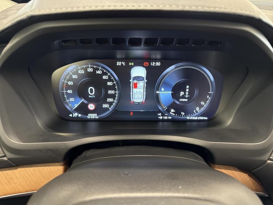 VOLVO XC90 2020