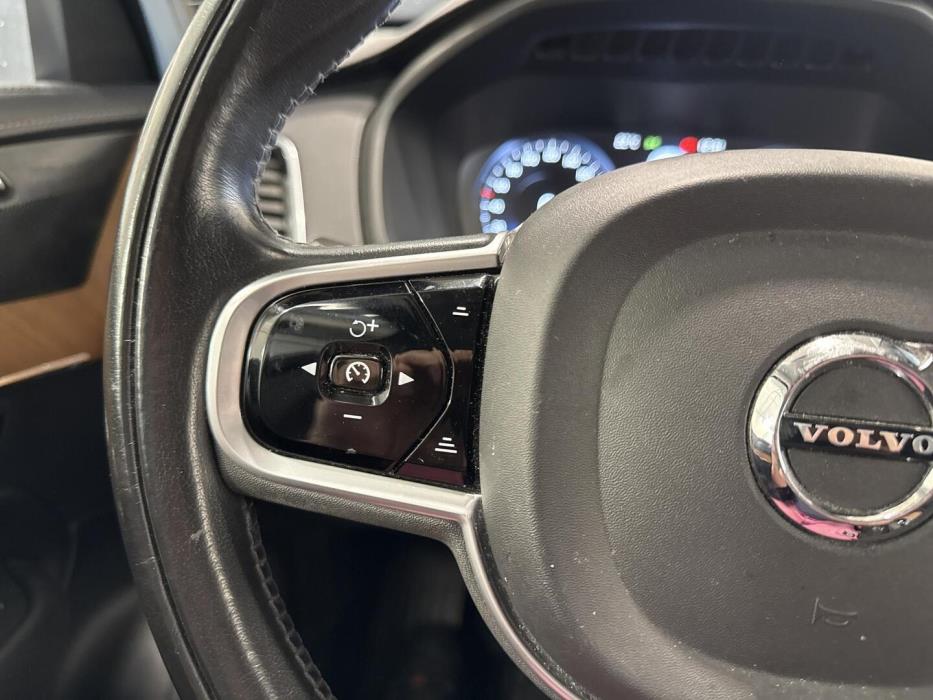 VOLVO XC90 2020