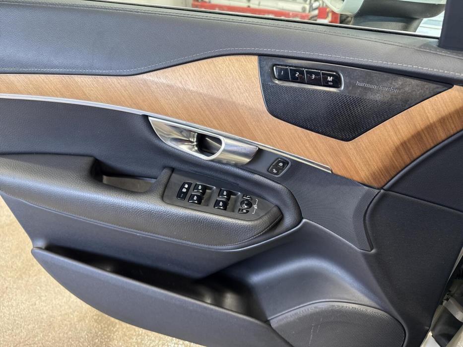 VOLVO XC90 2020