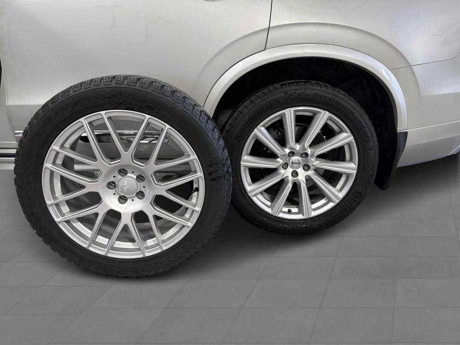 VOLVO XC90 2020