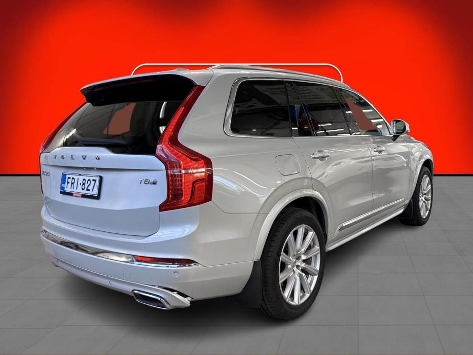 VOLVO XC90 2020