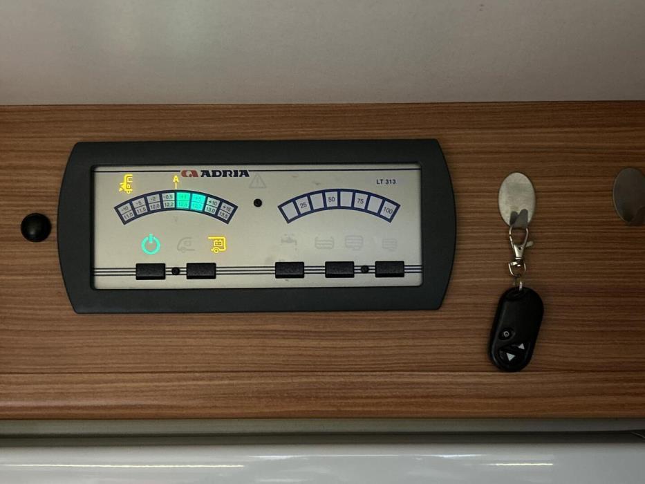 ADRIA Coral S 670SL Supreme 2010