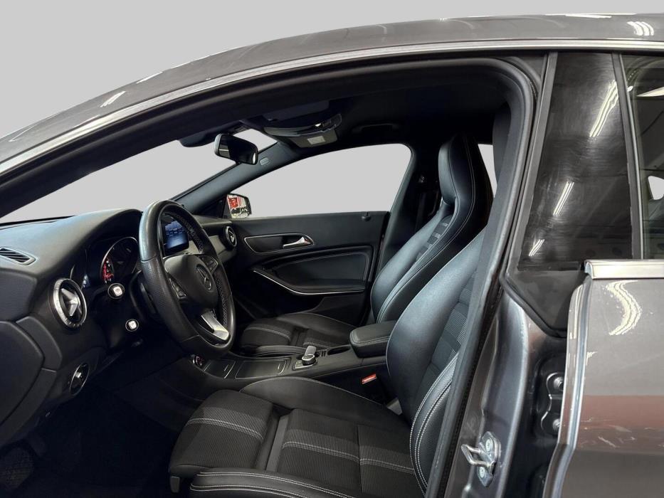 MERCEDES-BENZ CLA 2018