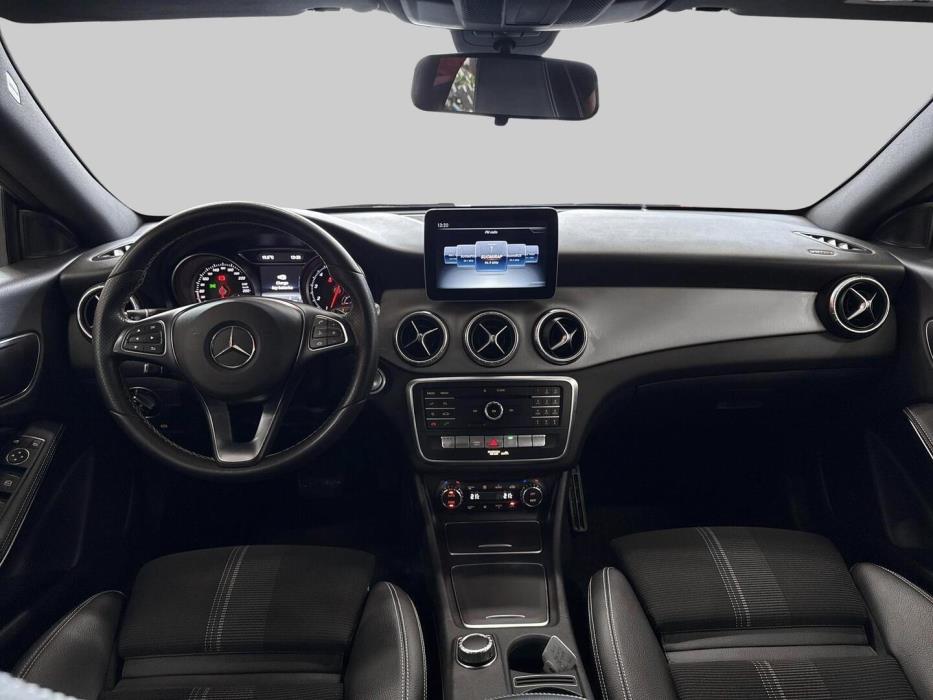 MERCEDES-BENZ CLA 2018