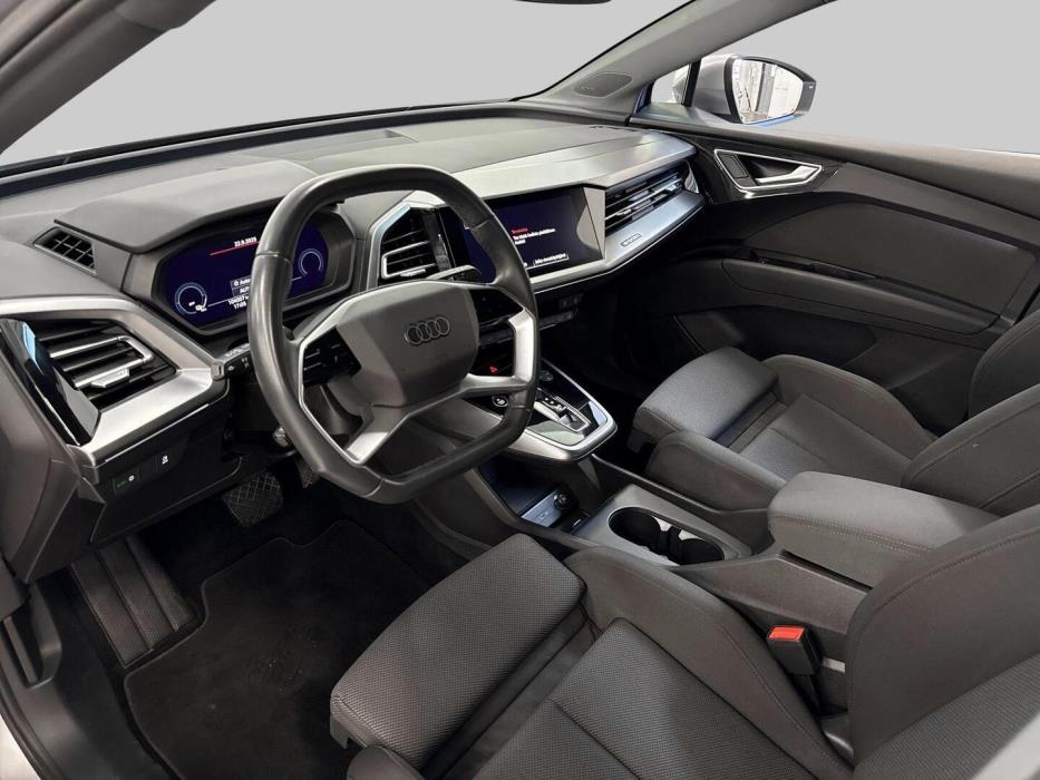 AUDI Q4 e-tron 2022