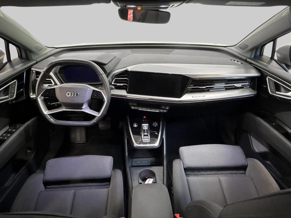 AUDI Q4 e-tron 2022