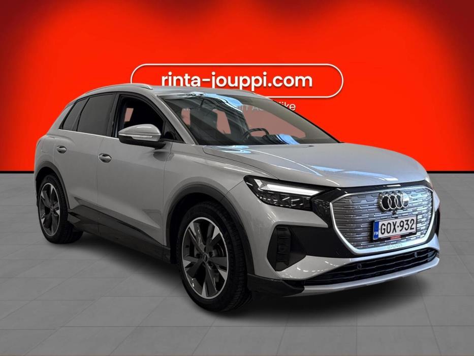 AUDI Q4 e-tron 2022