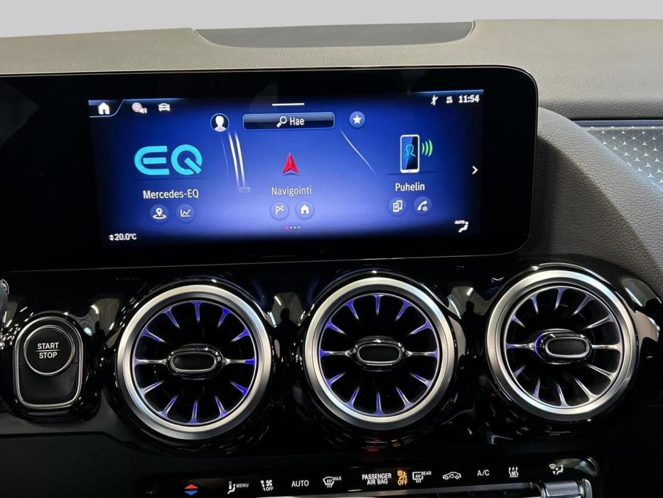 MERCEDES-BENZ EQA 2025