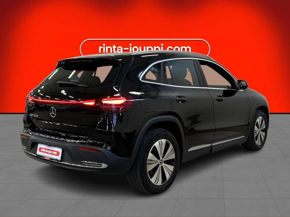 MERCEDES-BENZ EQA 2025