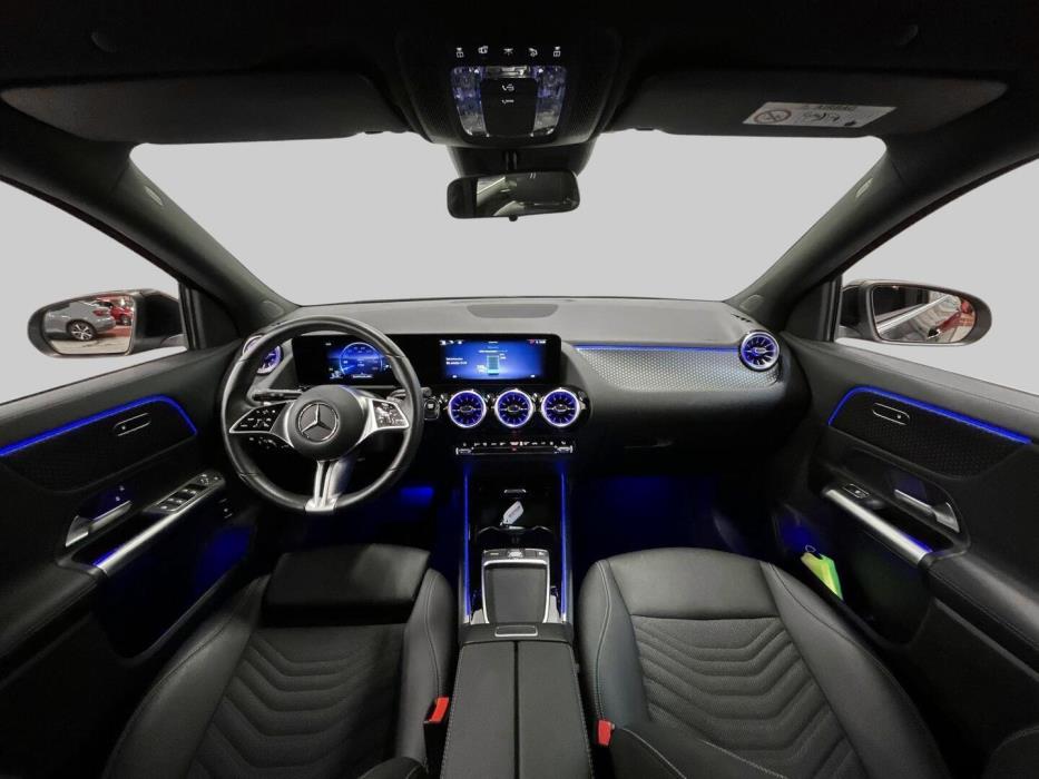 MERCEDES-BENZ EQA 2024