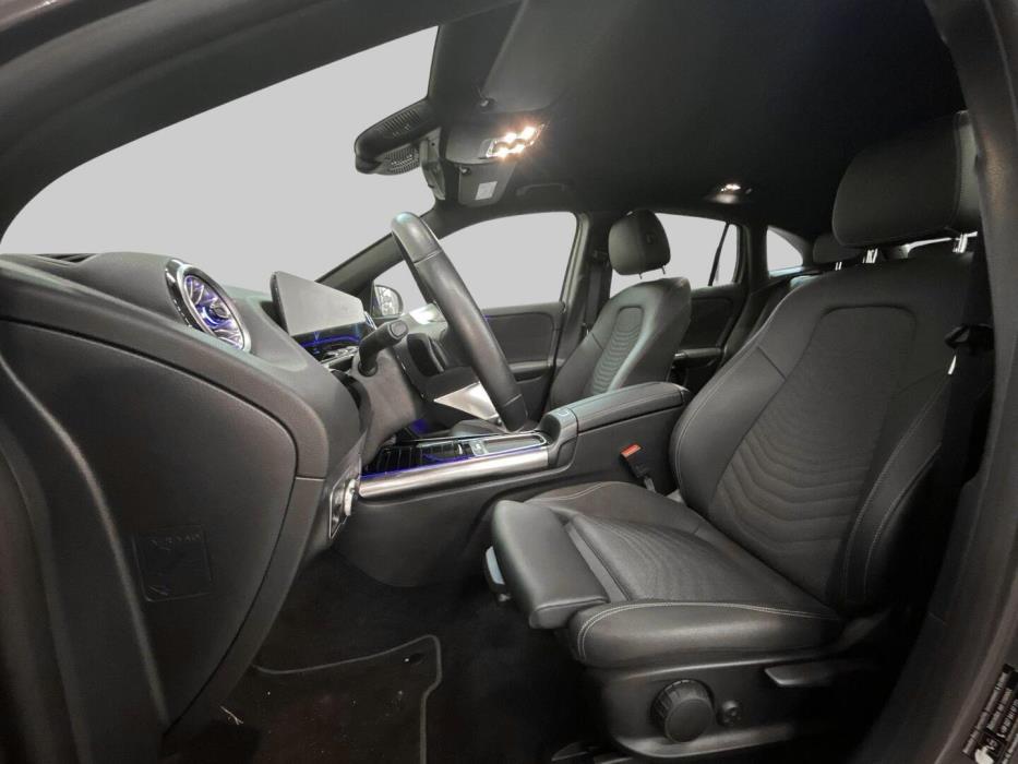 MERCEDES-BENZ EQA 2025