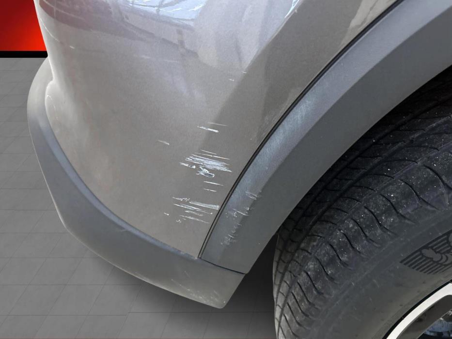 MERCEDES-BENZ EQA 2025