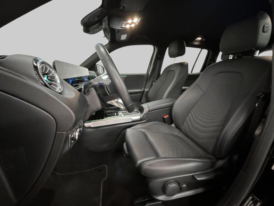 MERCEDES-BENZ EQB 2024