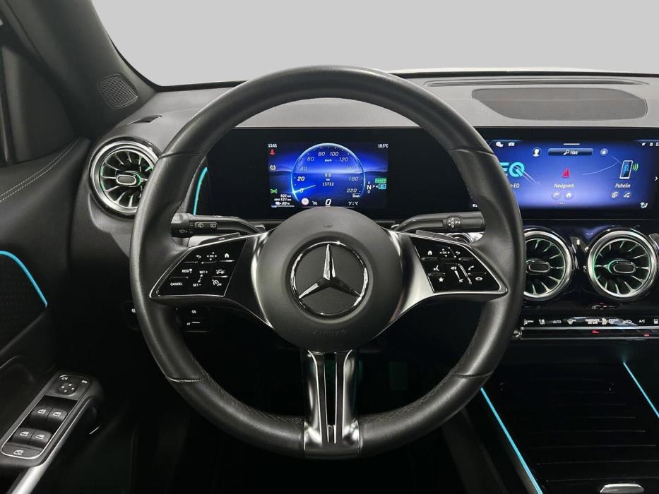 MERCEDES-BENZ EQB 2024