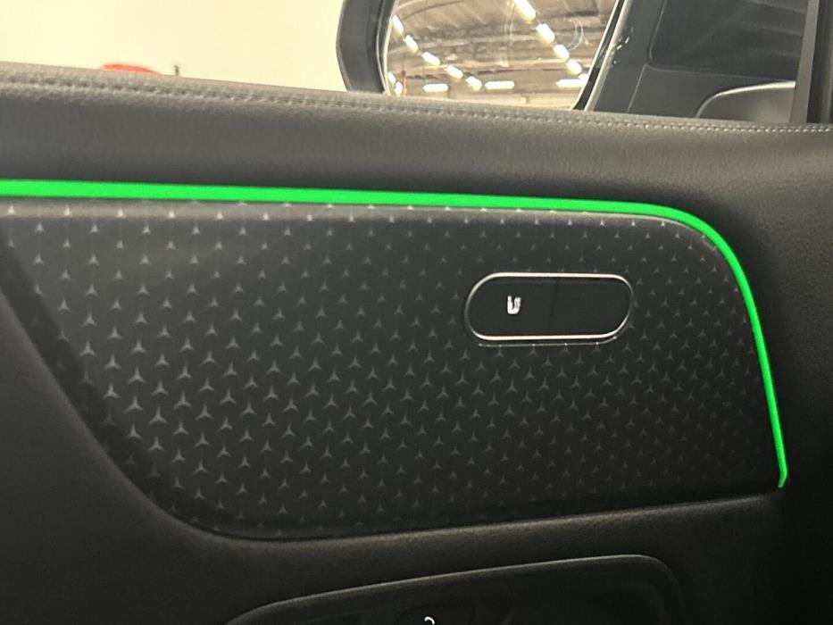 MERCEDES-BENZ EQB 2024