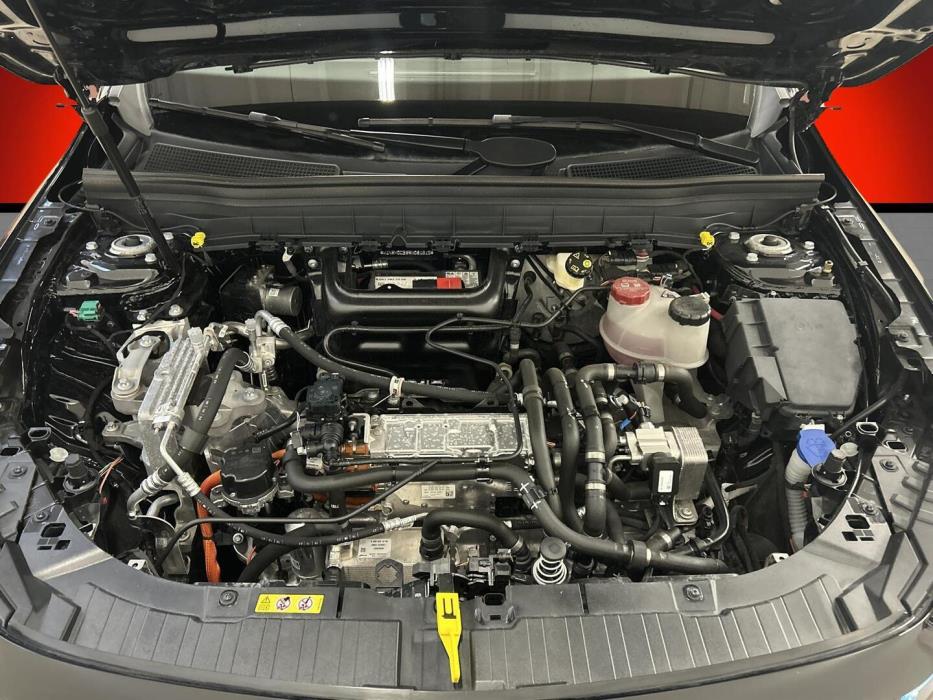 MERCEDES-BENZ EQB 2024