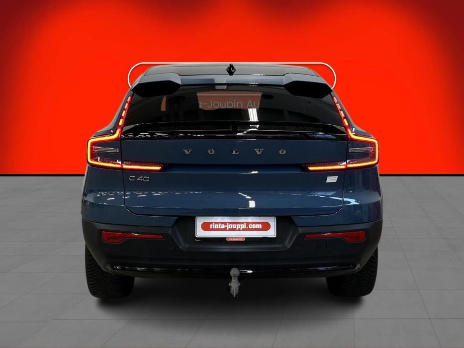 VOLVO C40 2023