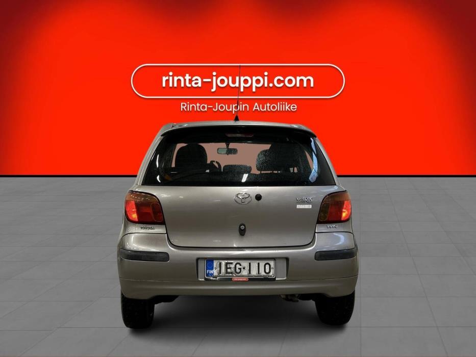 TOYOTA Yaris 2003