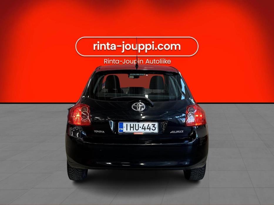 TOYOTA Auris 2009