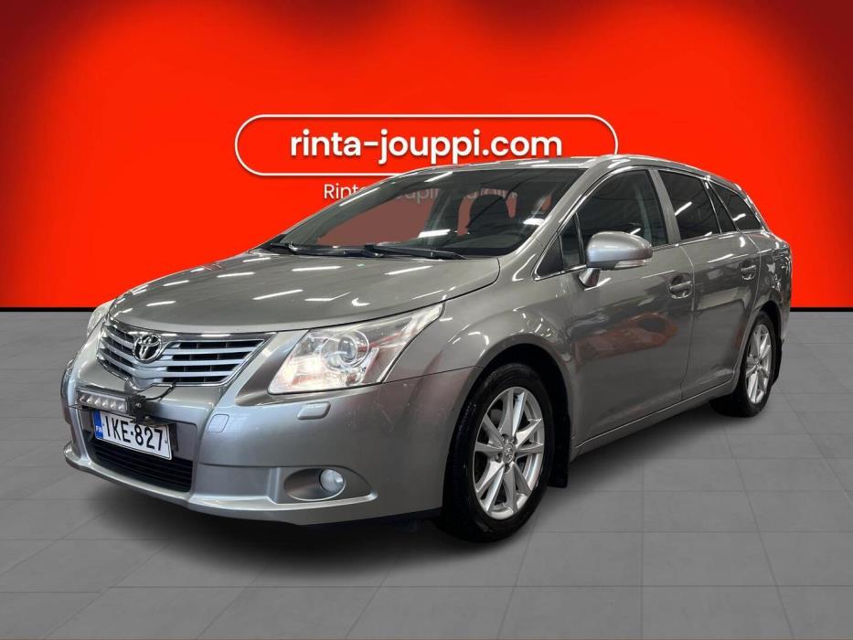 TOYOTA Avensis 2011