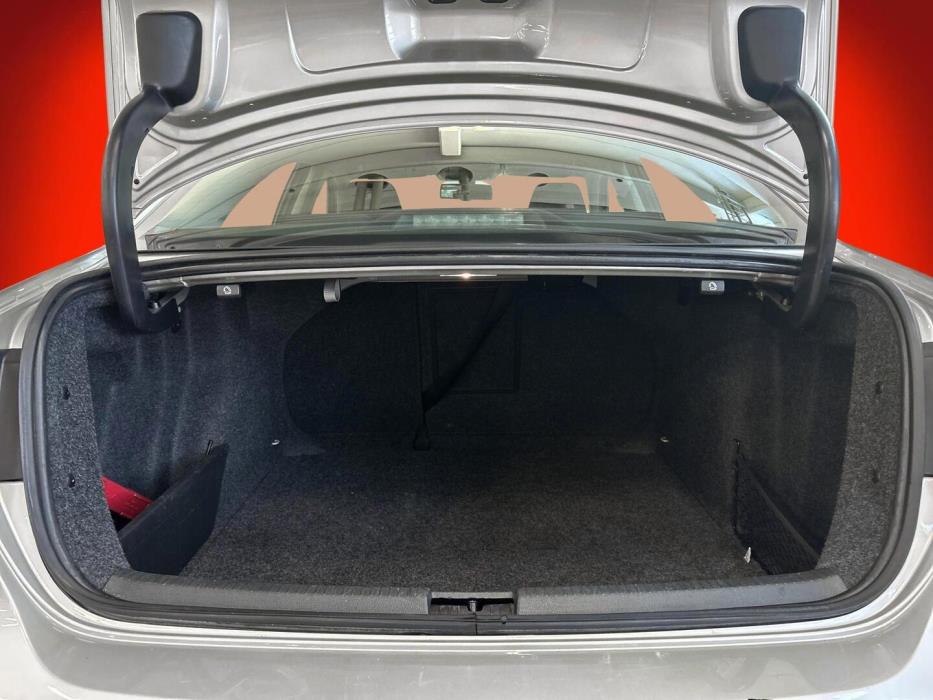 VOLKSWAGEN Jetta 2014