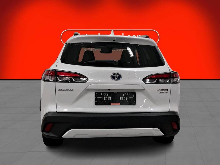 TOYOTA Corolla Cross 2023