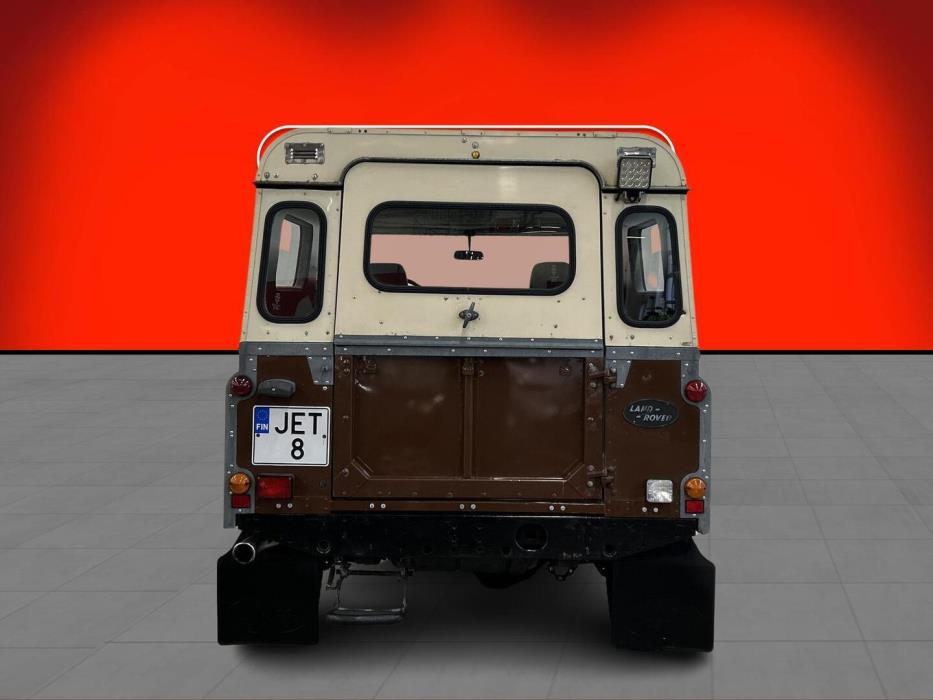 LAND ROVER DEFENDER 1984