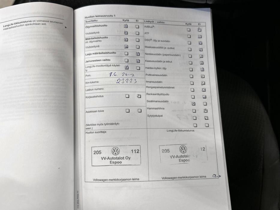 VOLKSWAGEN Passat 2011