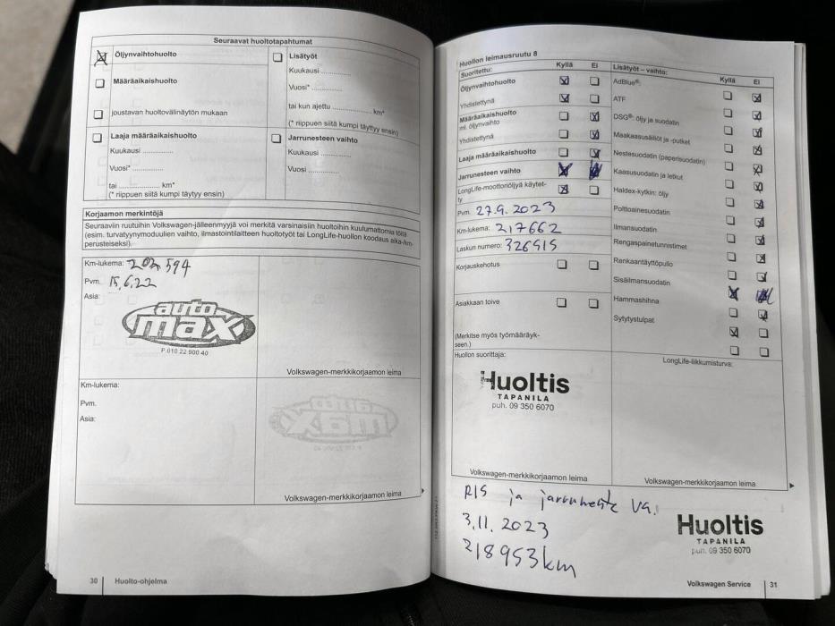 VOLKSWAGEN Passat 2011