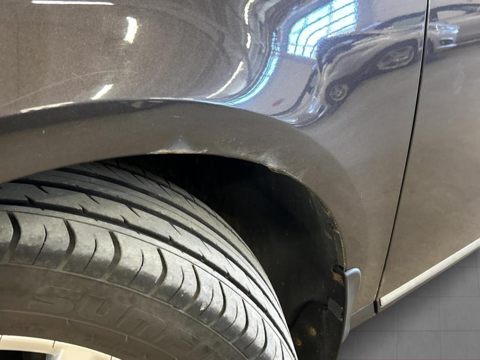 VOLKSWAGEN Passat 2011