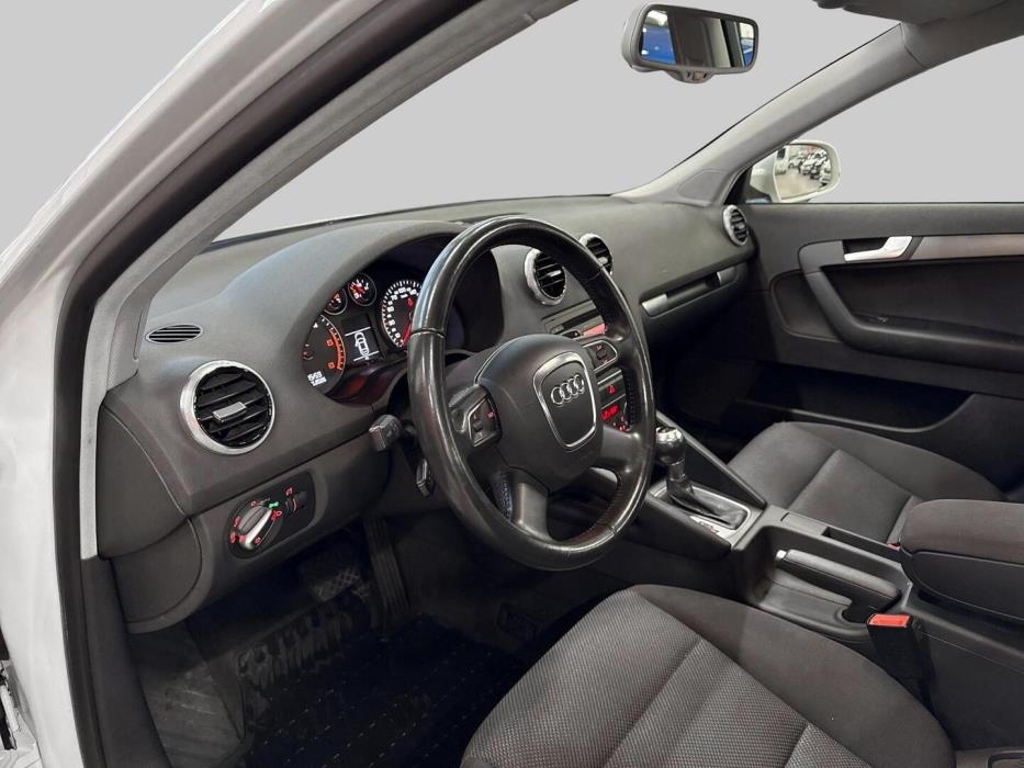 AUDI A3 2013