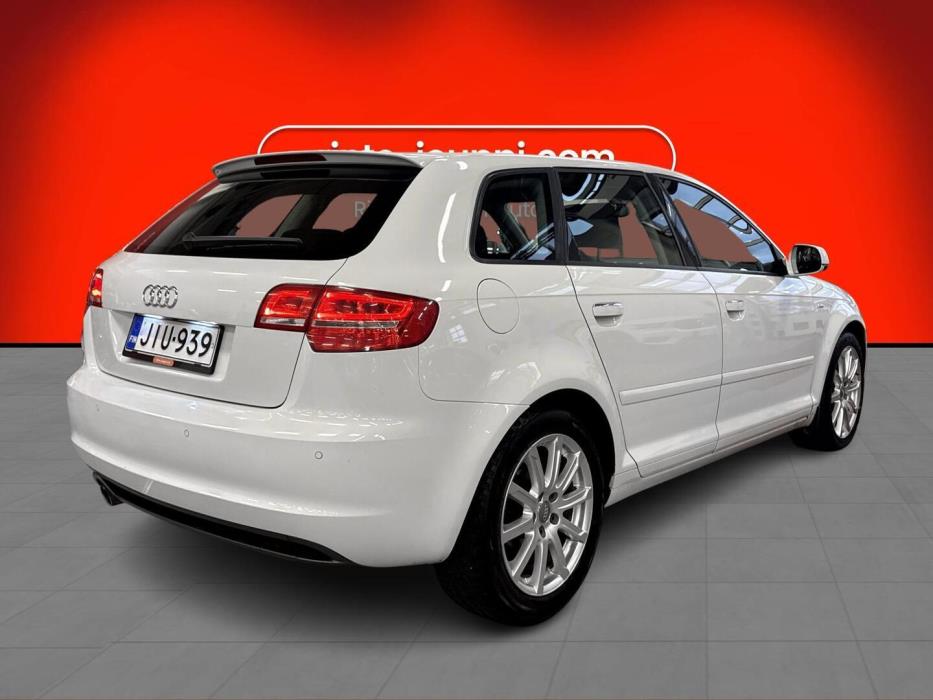 AUDI A3 2013