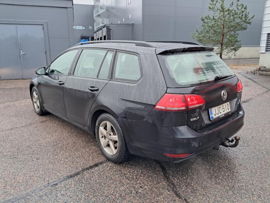 VOLKSWAGEN Golf 2014