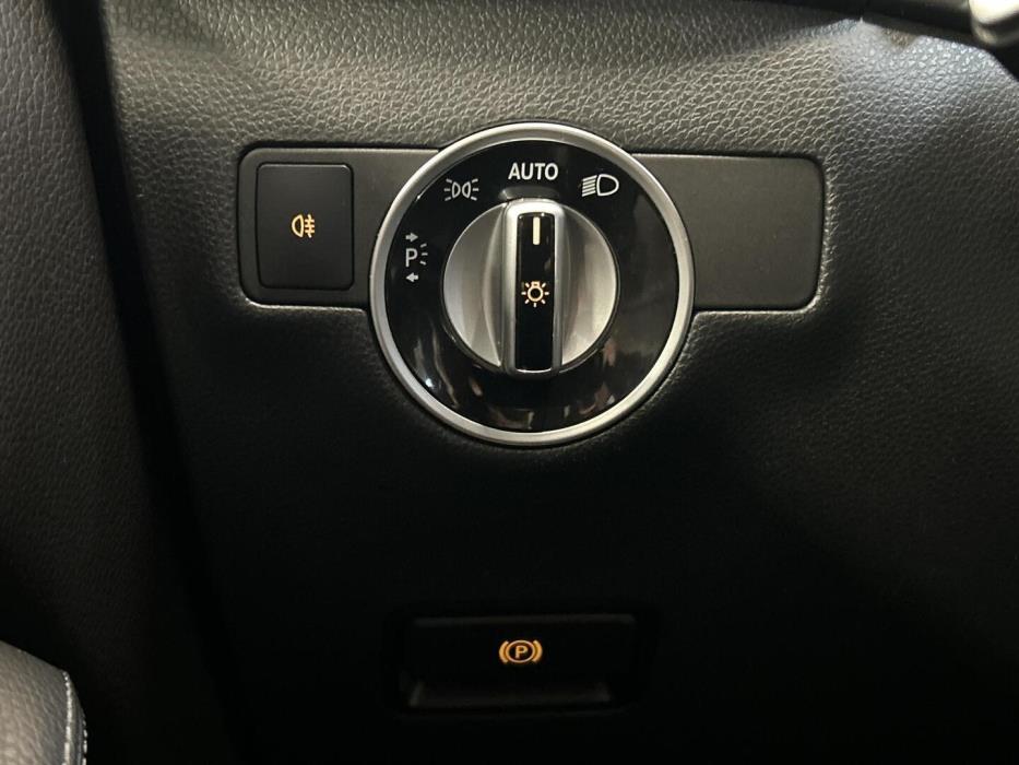 MERCEDES-BENZ B 2014