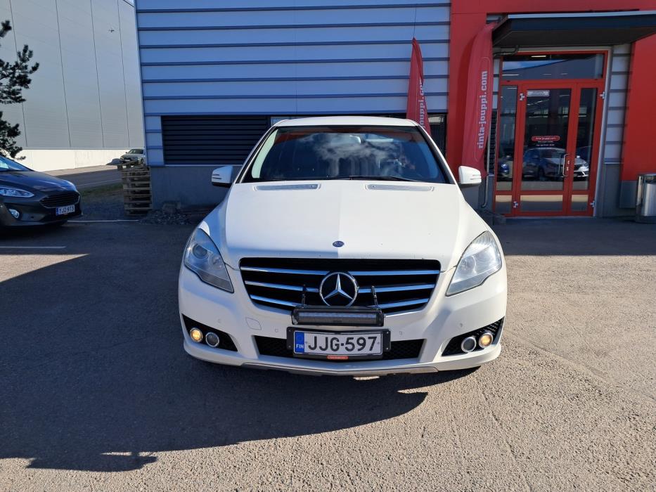 MERCEDES-BENZ R 2012