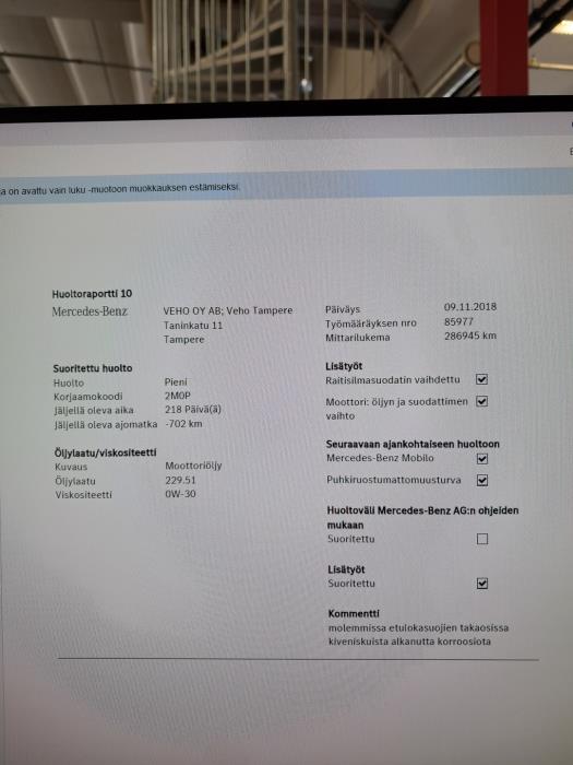 MERCEDES-BENZ R 2012