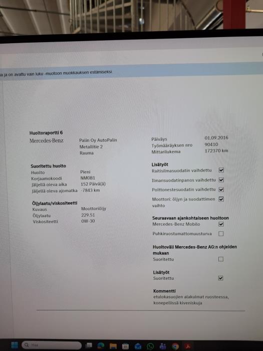 MERCEDES-BENZ R 2012