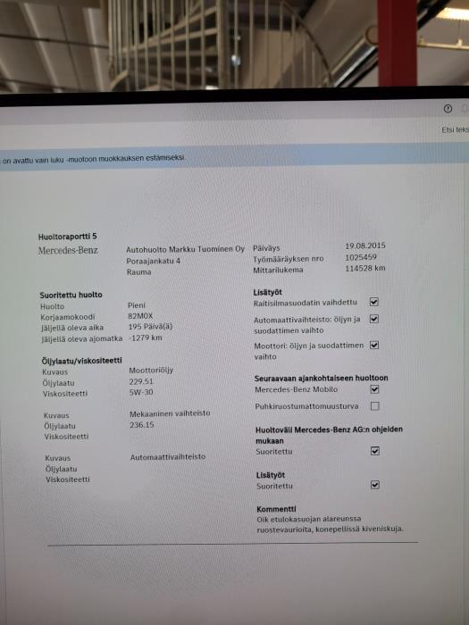 MERCEDES-BENZ R 2012