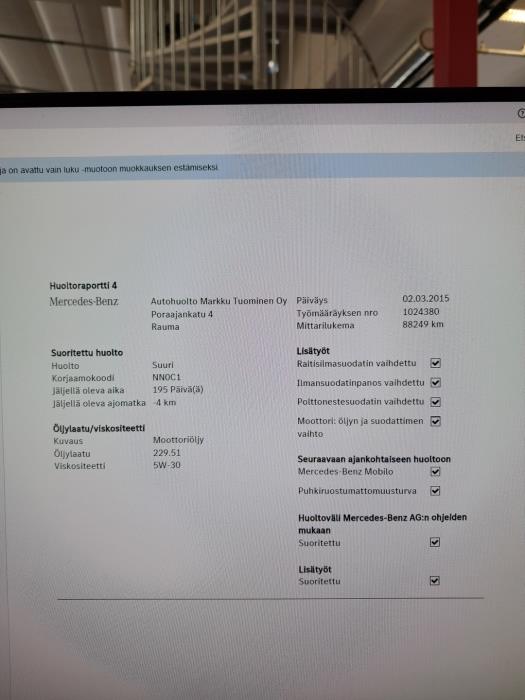 MERCEDES-BENZ R 2012