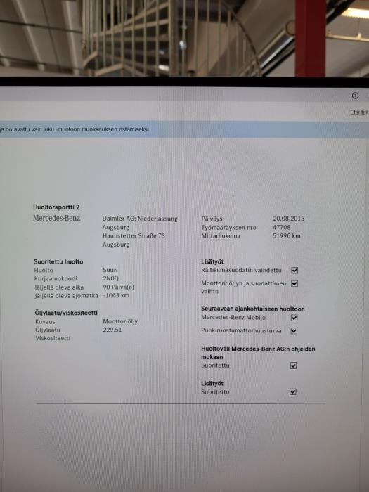 MERCEDES-BENZ R 2012