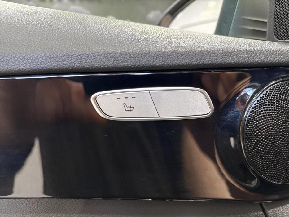MERCEDES-BENZ C 2017