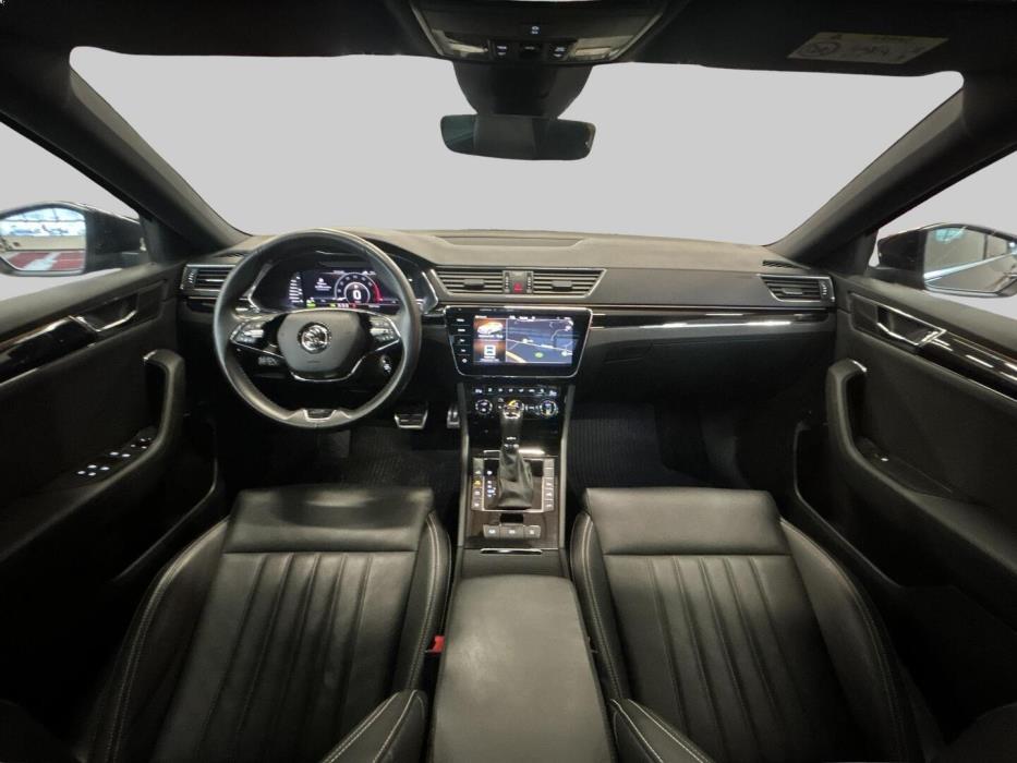 SKODA Superb 2021
