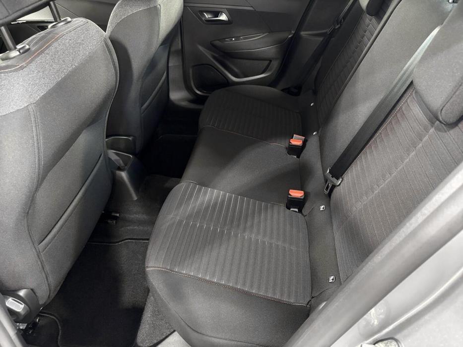 PEUGEOT 208 2023