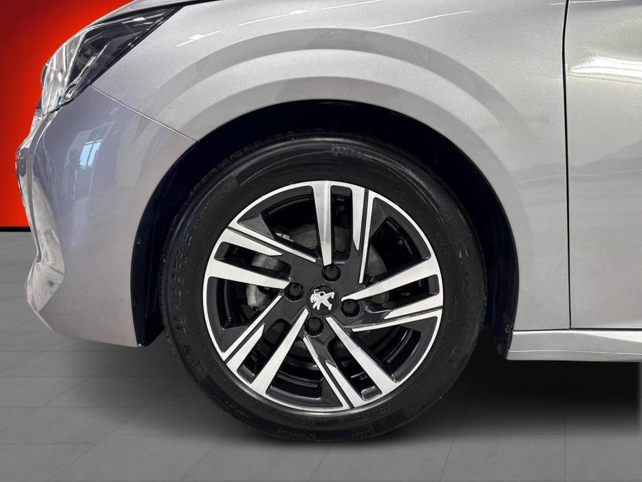 PEUGEOT 208 2023