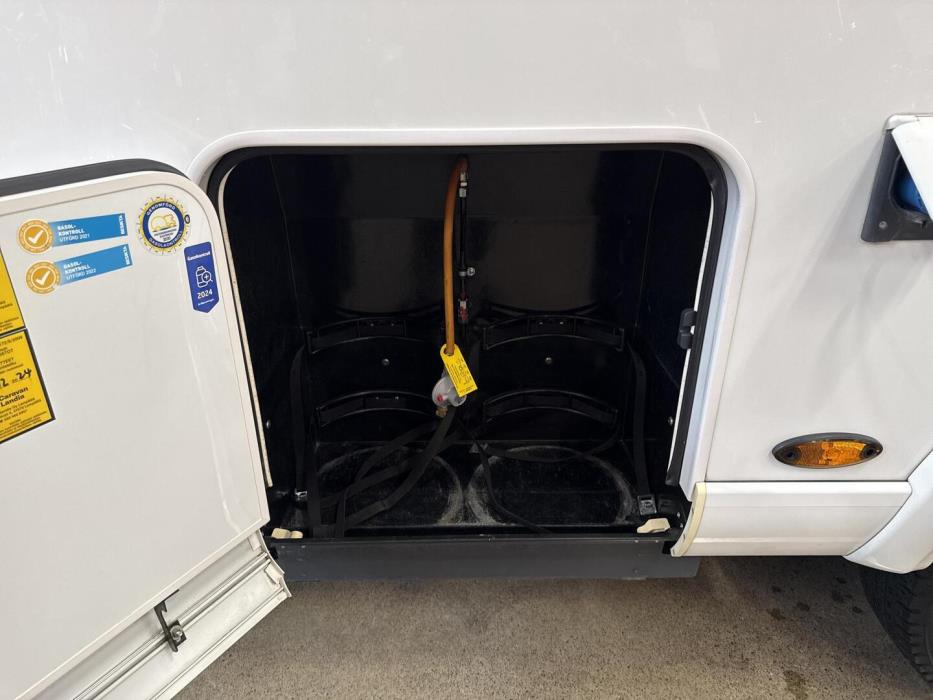 HYMER T668 CL GOLDENLIMITED 2017