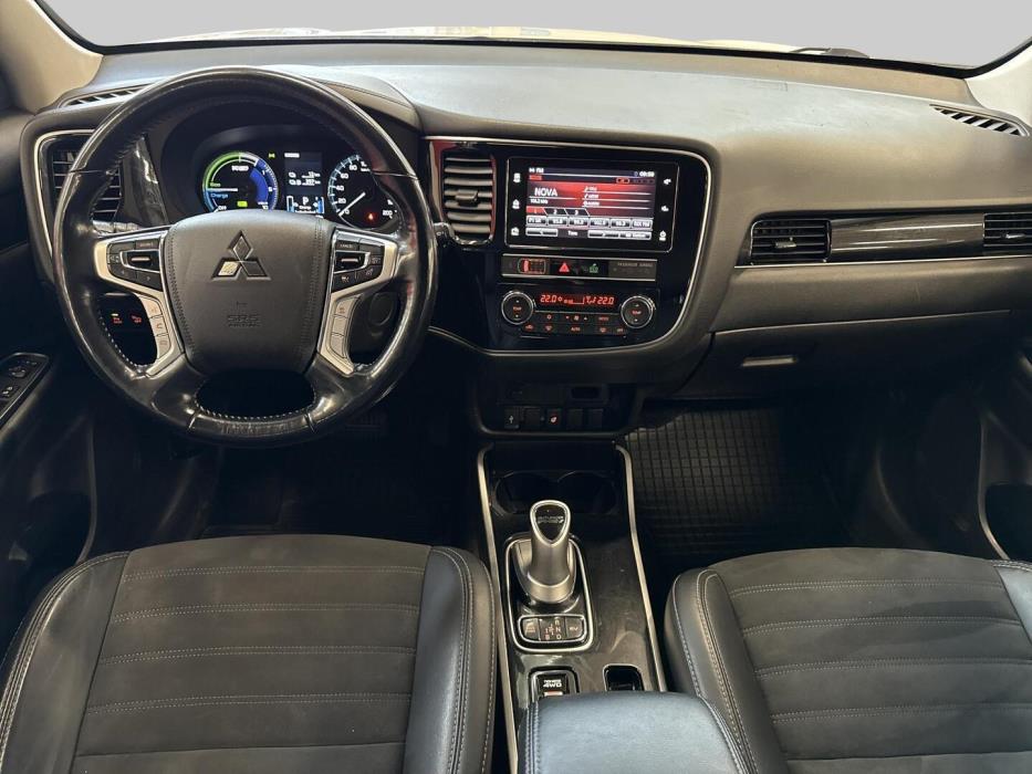 MITSUBISHI Outlander PHEV 2019